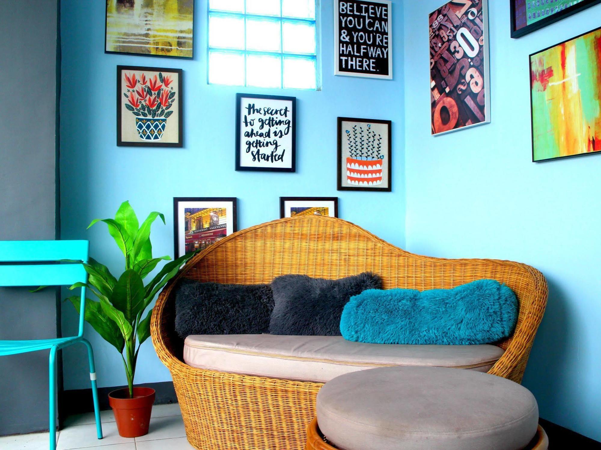 Tropical Breeze Hostel Cebu - Cebu Center 외부 사진